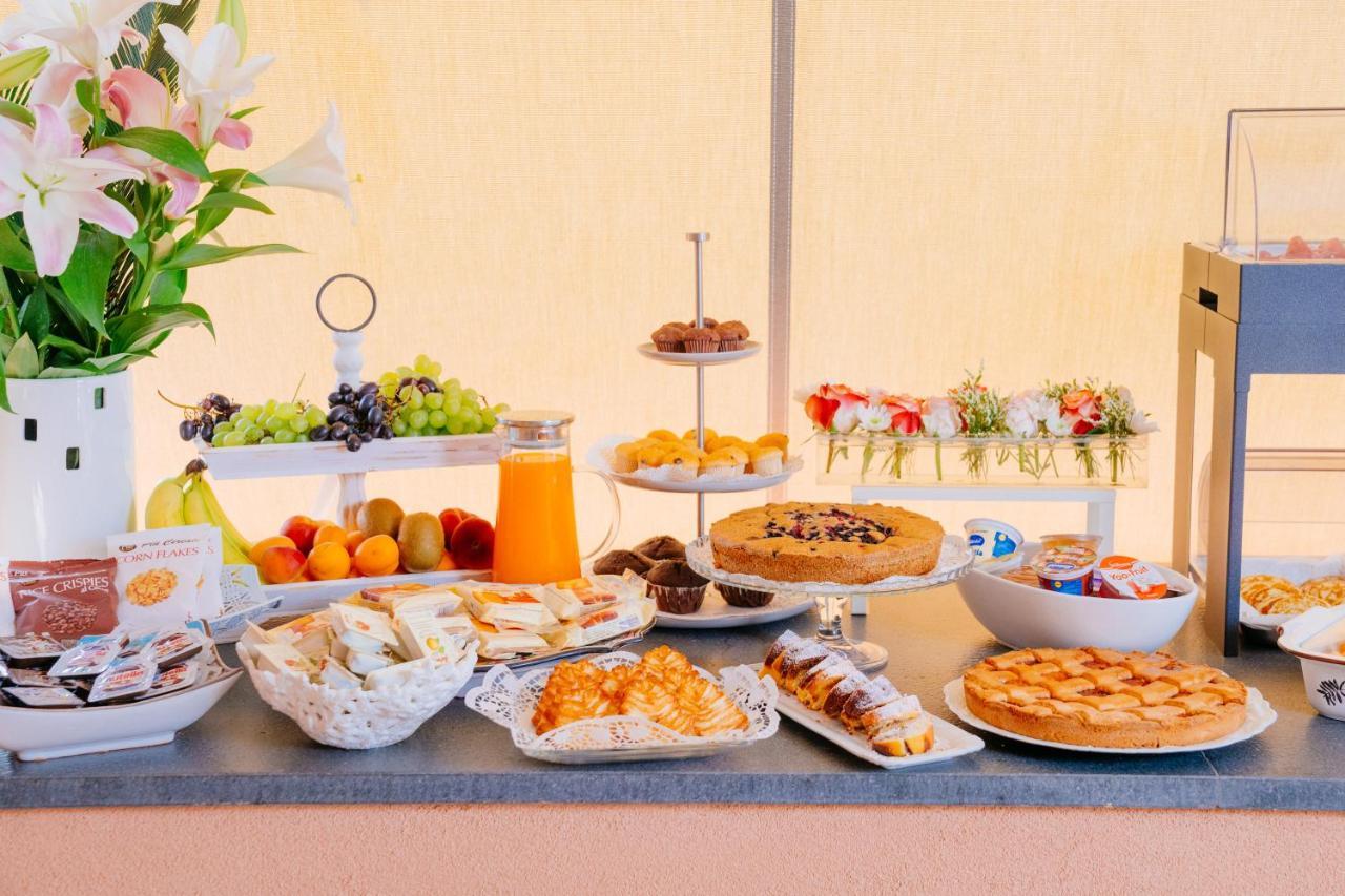 Le Monachelle Luxury Bed and Breakfast Έμπολι Εξωτερικό φωτογραφία