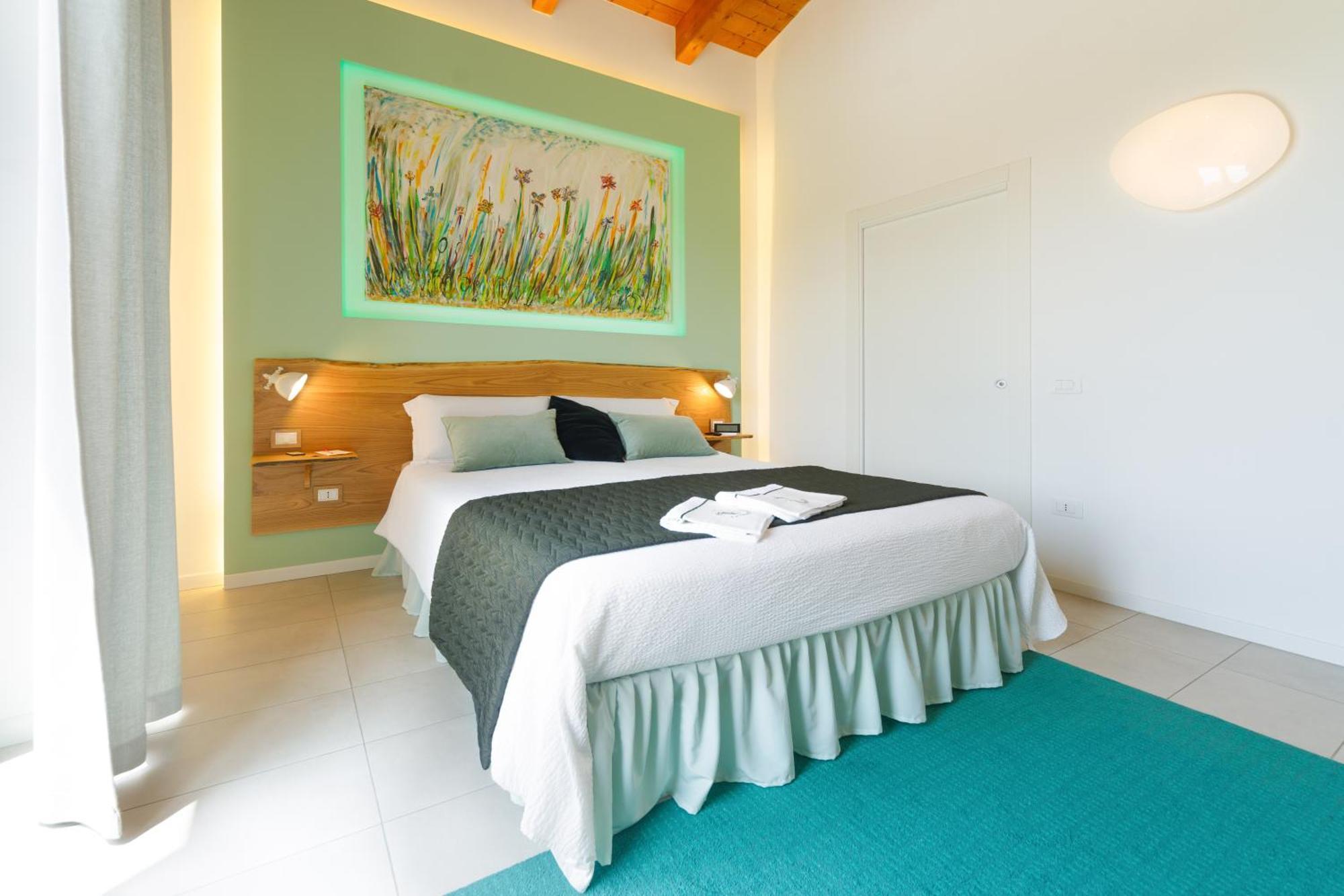 Le Monachelle Luxury Bed and Breakfast Έμπολι Εξωτερικό φωτογραφία