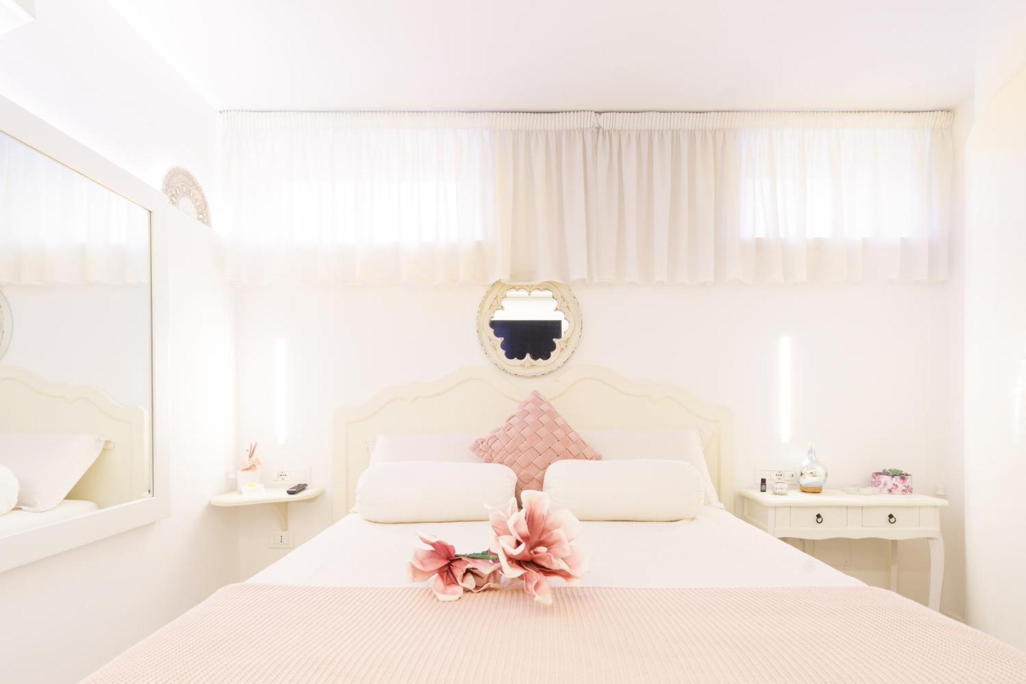 Le Monachelle Luxury Bed and Breakfast Έμπολι Εξωτερικό φωτογραφία