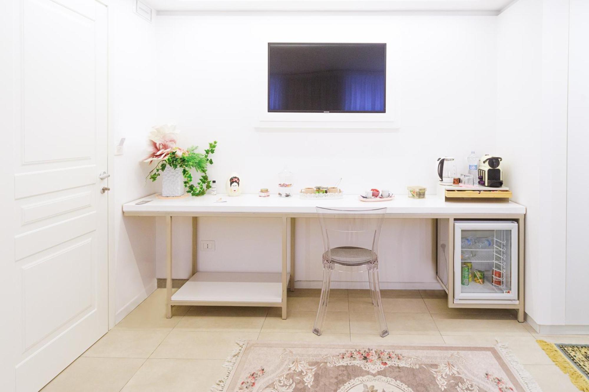 Le Monachelle Luxury Bed and Breakfast Έμπολι Εξωτερικό φωτογραφία